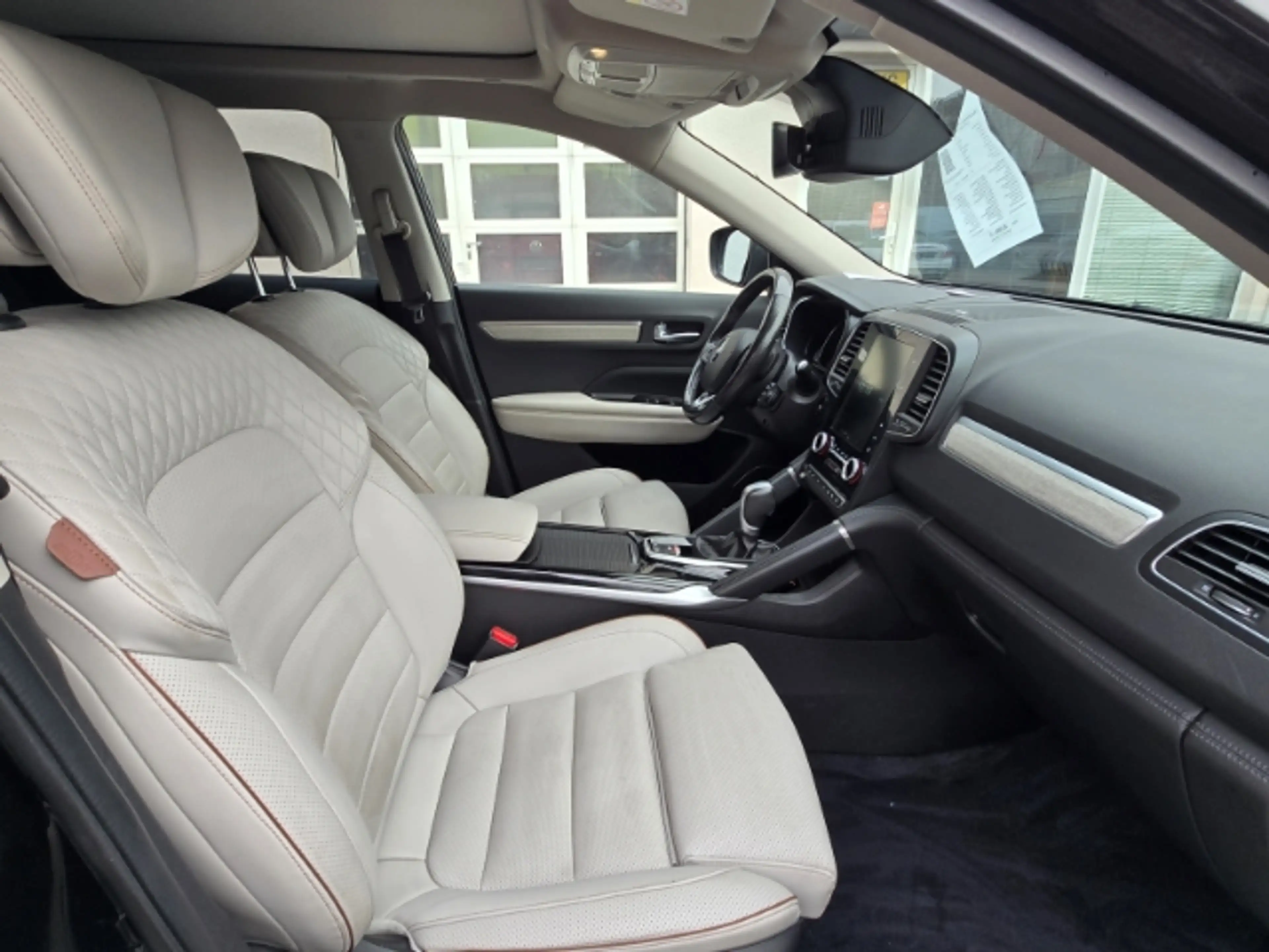 Renault Koleos Initiale Paris 4x4 2.0 BLUE dCi 185 X-tronic Leder — photo 10