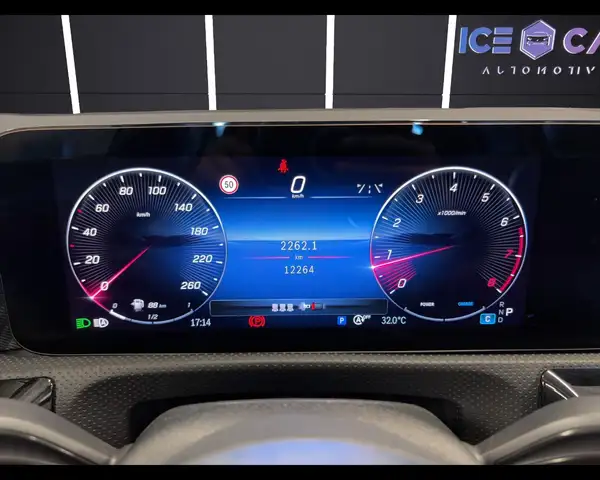 Mercedes-Benz A-Class view 12