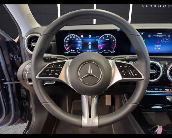 Mercedes-Benz A-Class view 11