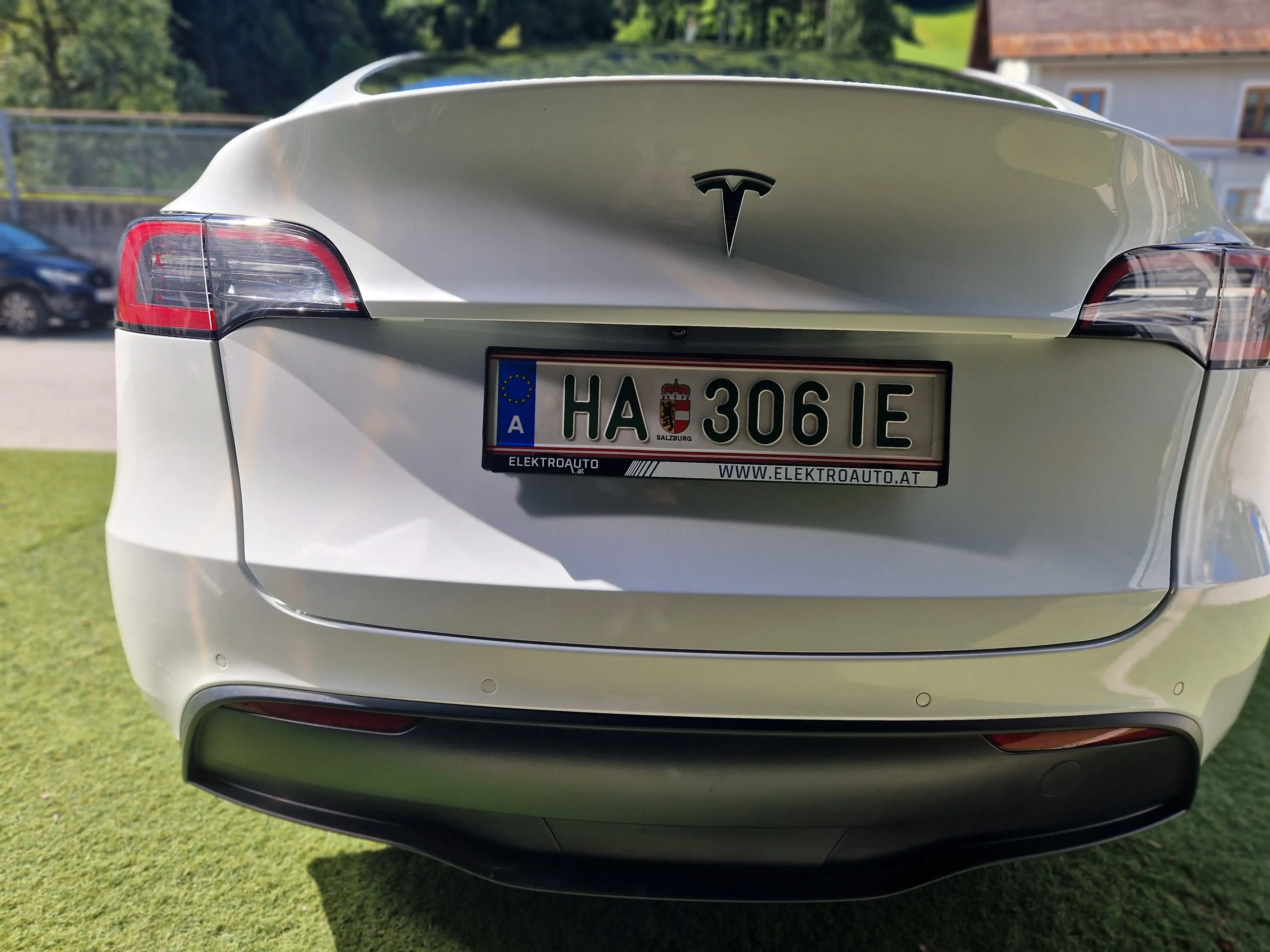 Tesla Model Y Long Range Dual AWD 79kWh: geprüft und neu aufbereitet — photo 8