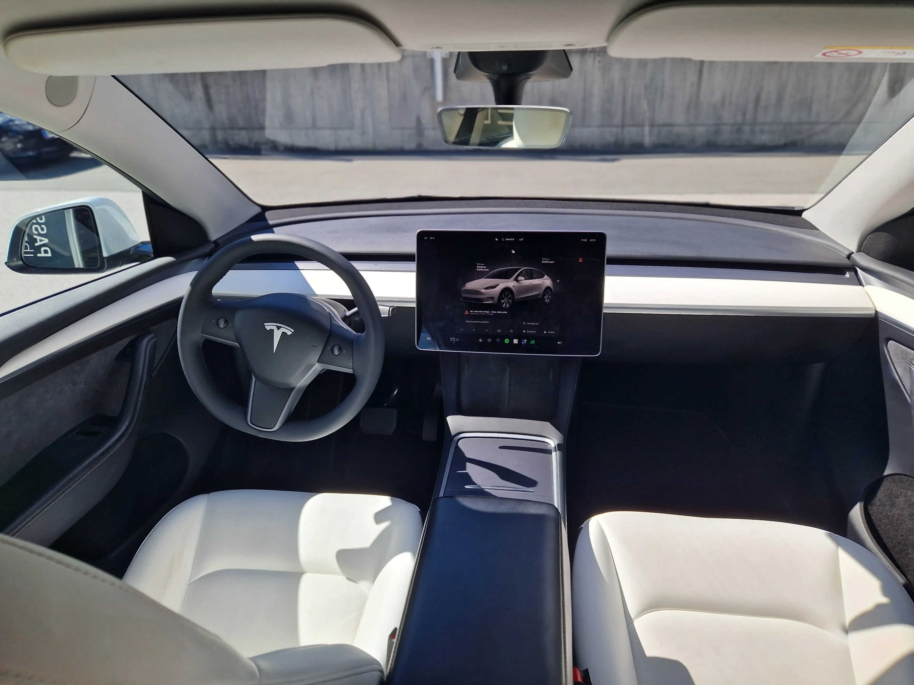 Tesla Model Y Long Range Dual AWD 79kWh: geprüft und neu aufbereitet — photo 14
