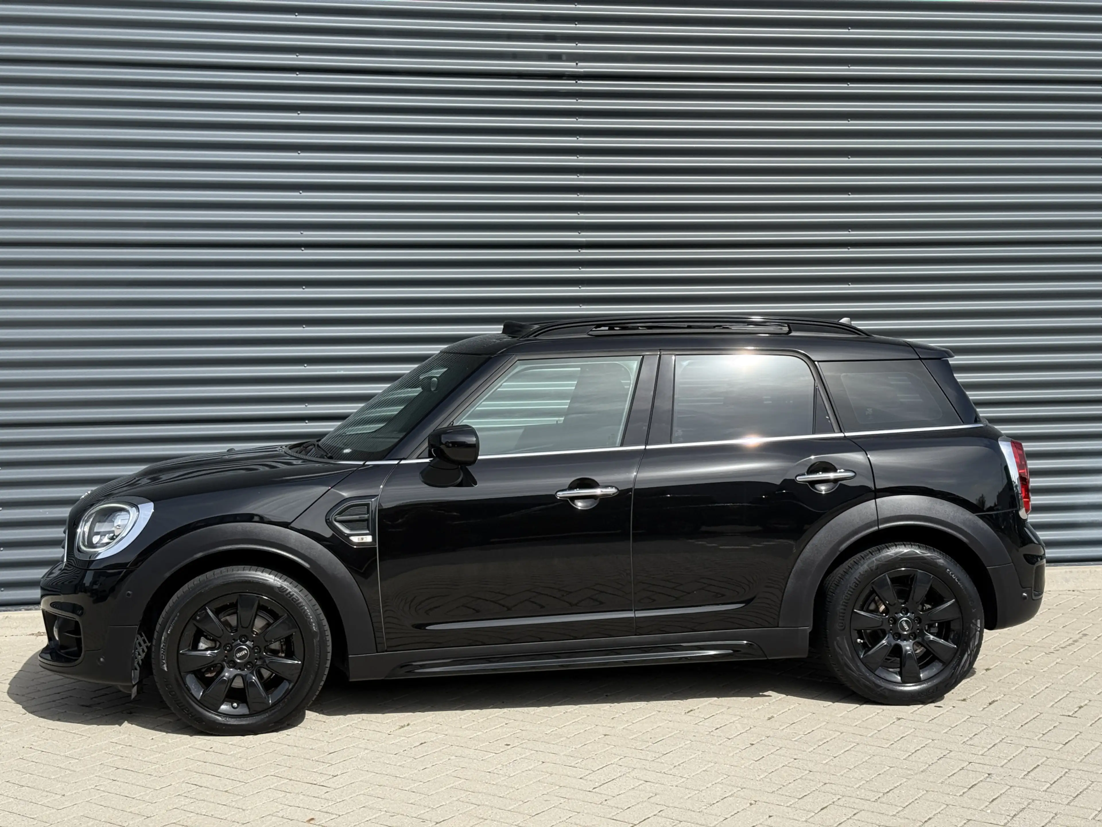 MINI One Countryman 1.5 Chili Pano/Leder/Apple/LED — photo 4