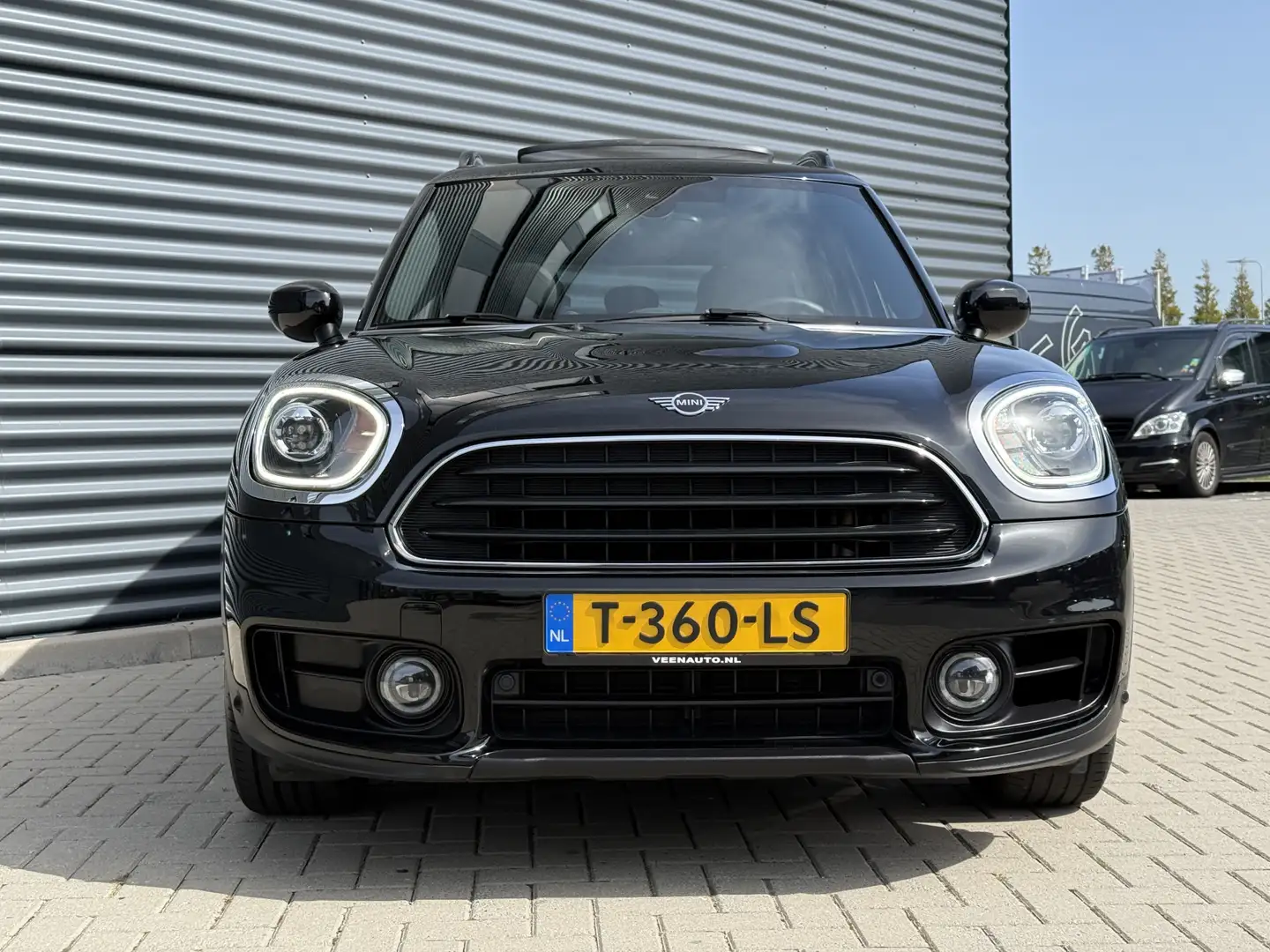 MINI One Countryman 1.5 Chili Pano/Leder/Apple/LED Schwarz - 2