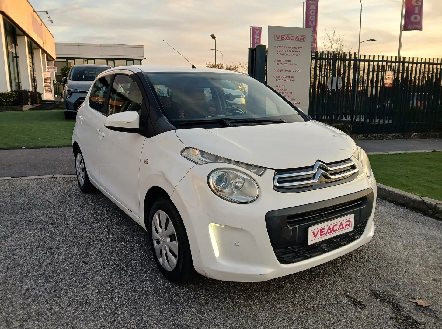 Citroen C1 5p 1.0 vti Shine etg E6 AUT. OK NEOPAT. KM 75.000 Bianco - 2