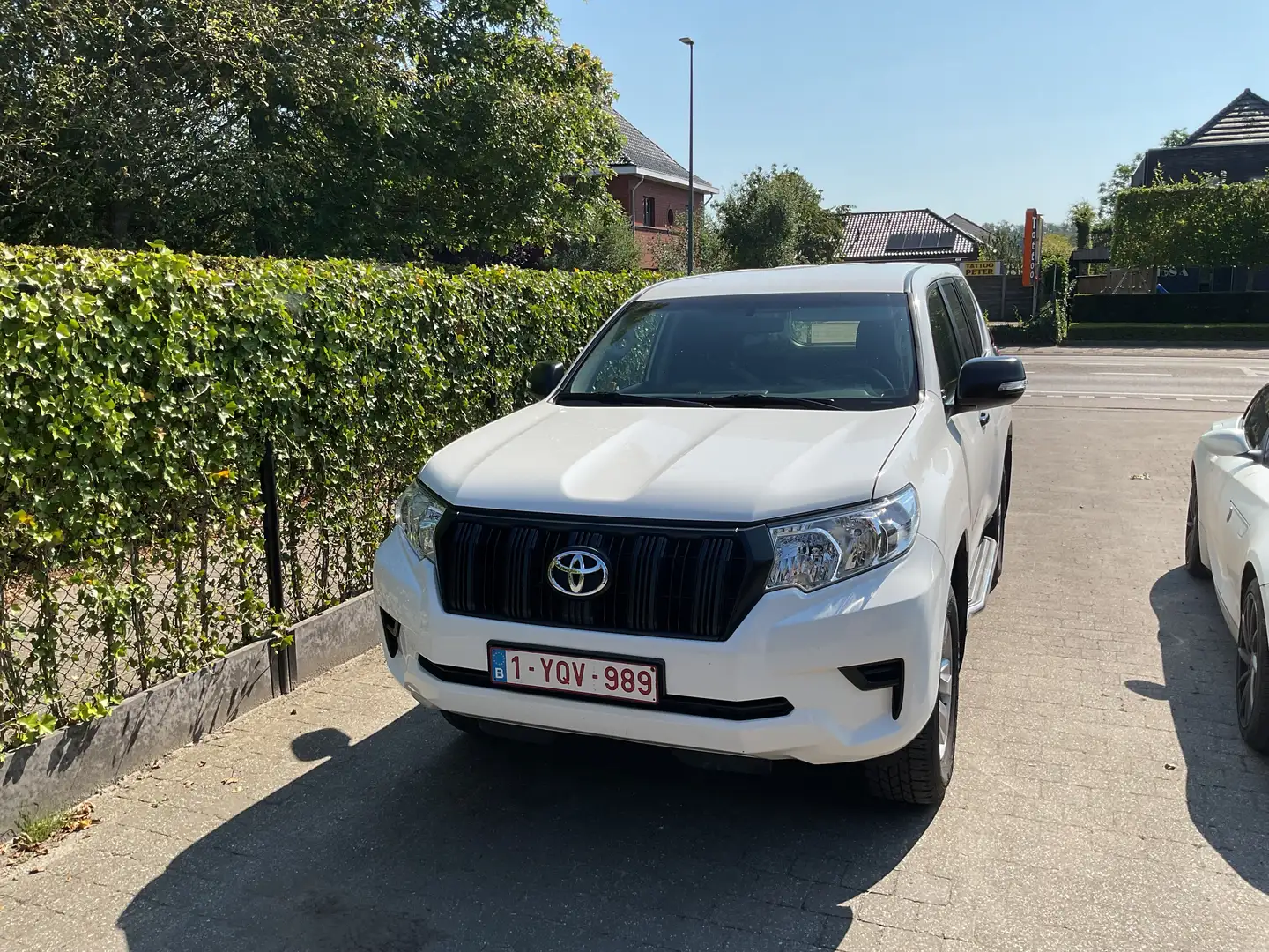 Toyota Land Cruiser Land Cruiser 2.8 D-4D Comfort Білий - 2