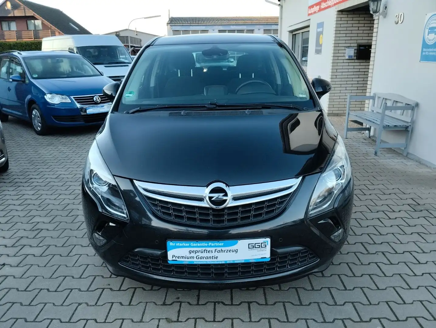 Opel Zafira C Tourer Edition 7.Sitzer TÜV-AU 01-2028 Schwarz - 2