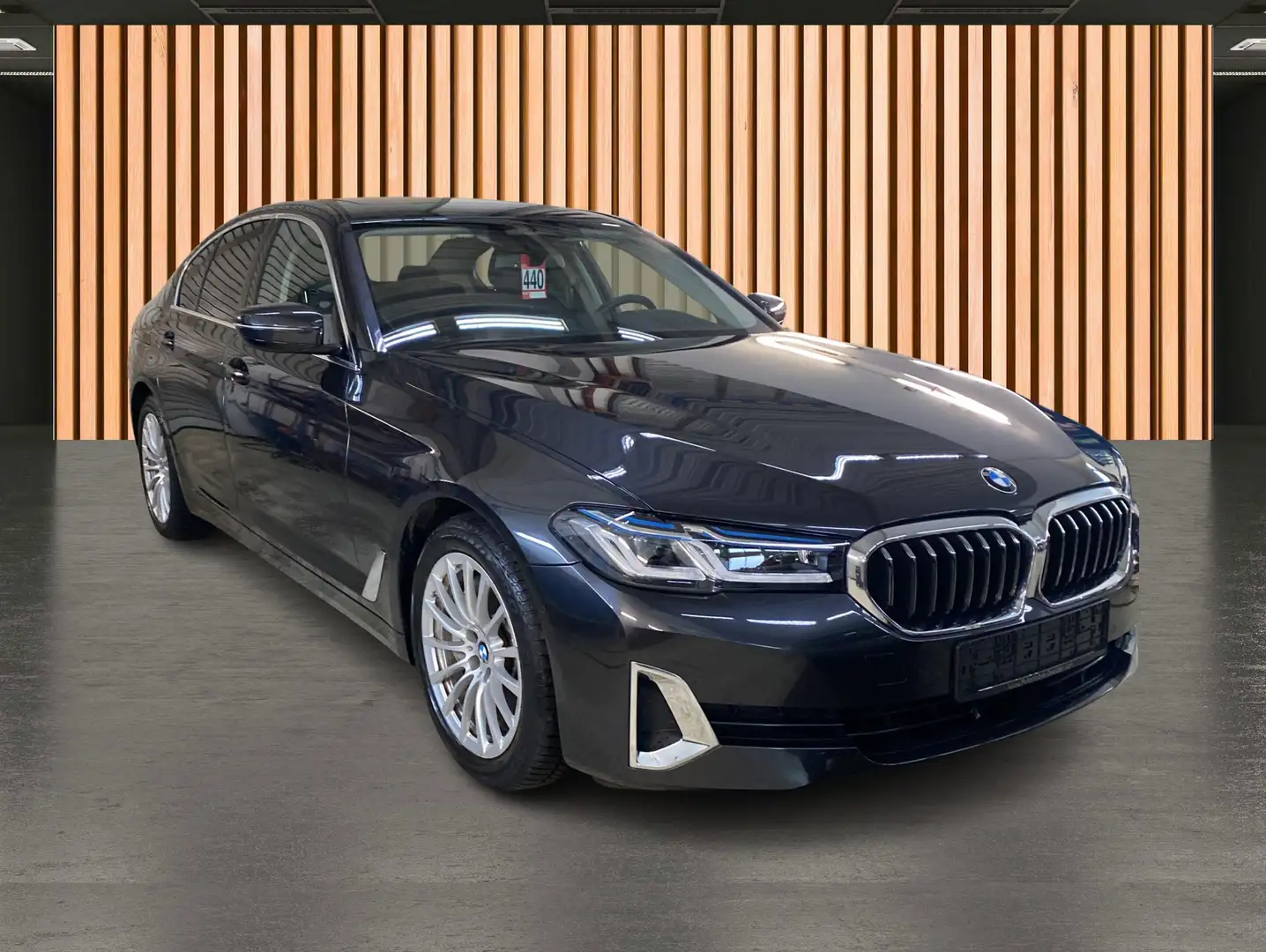 BMW 530 dA xDrive Luxury Line*Glasdach*HeadUp*Laser Szürke - 2