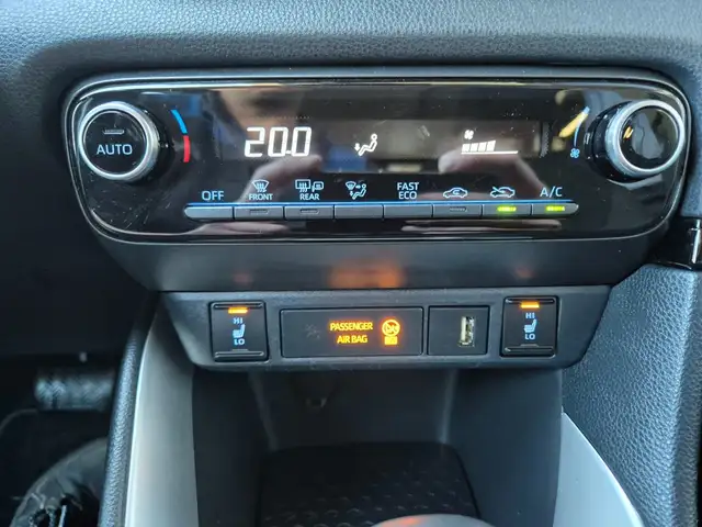 Toyota Yaris view 21
