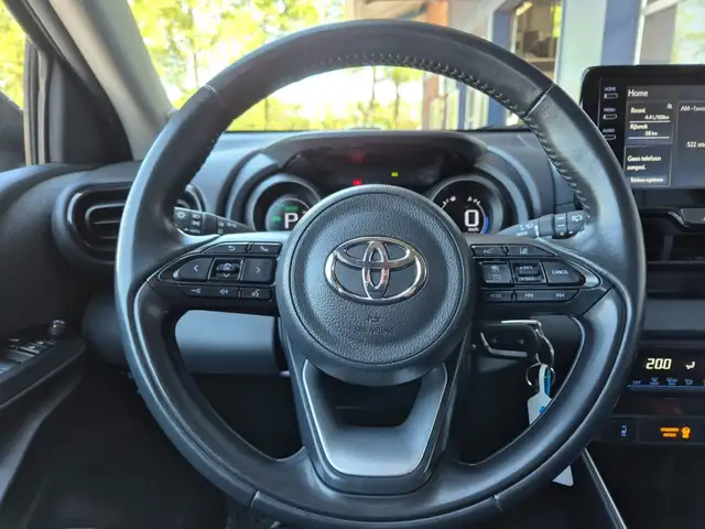 Toyota Yaris view 17