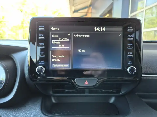 Toyota Yaris view 23