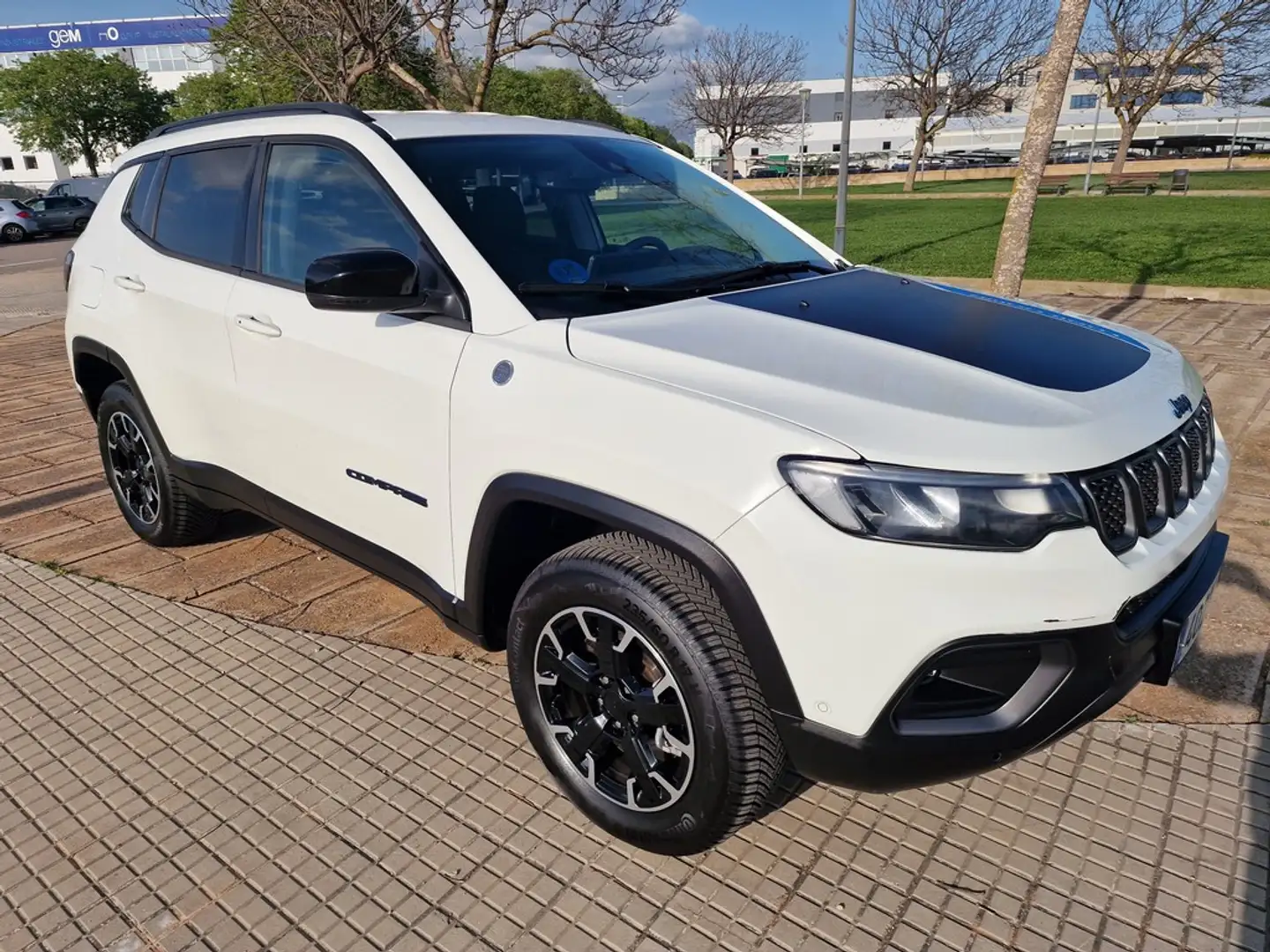 Jeep Compass 1.3 PHEV Trailhawk EAWD Aut. 240 Blanco - 1