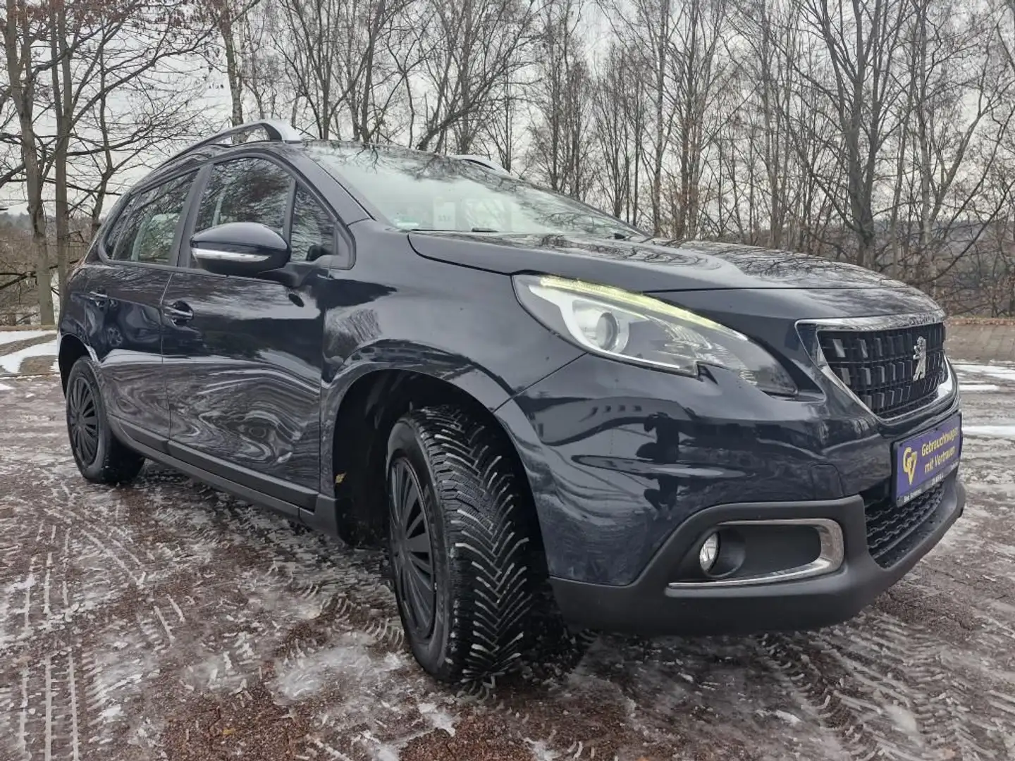 Peugeot 2008 1.2 PureTech Active AHK+Winterräder+NSW Grau - 2