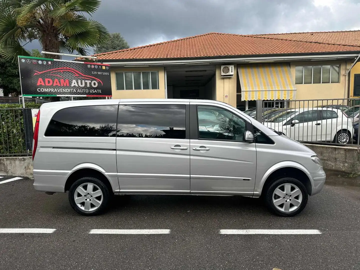 Mercedes-Benz Viano 2.2 CDI 4Matic GRACIO TRAINO Argent - 2