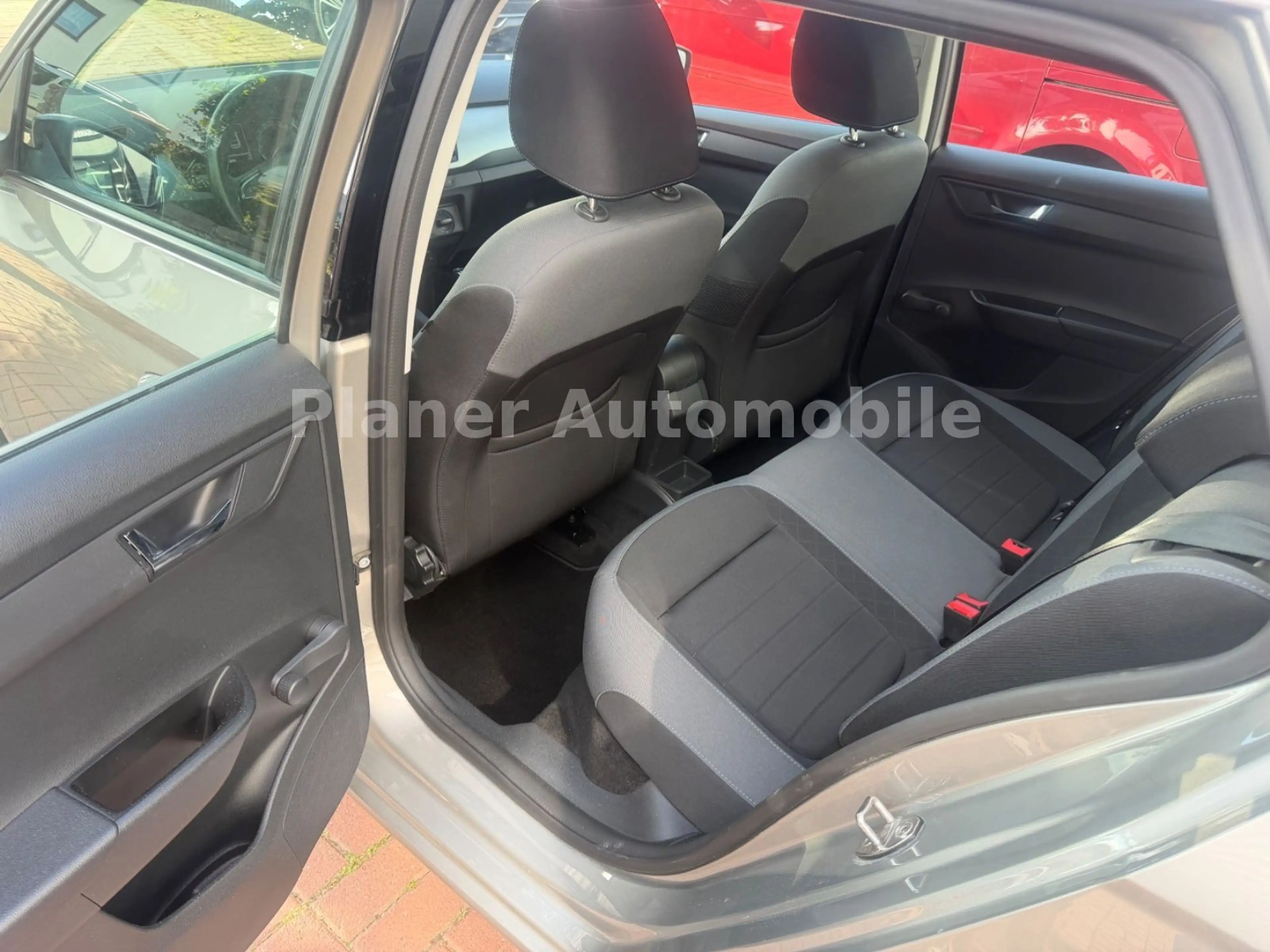 Skoda Fabia Ambition DSG Sitzh. Service HU/AU neu — photo 9