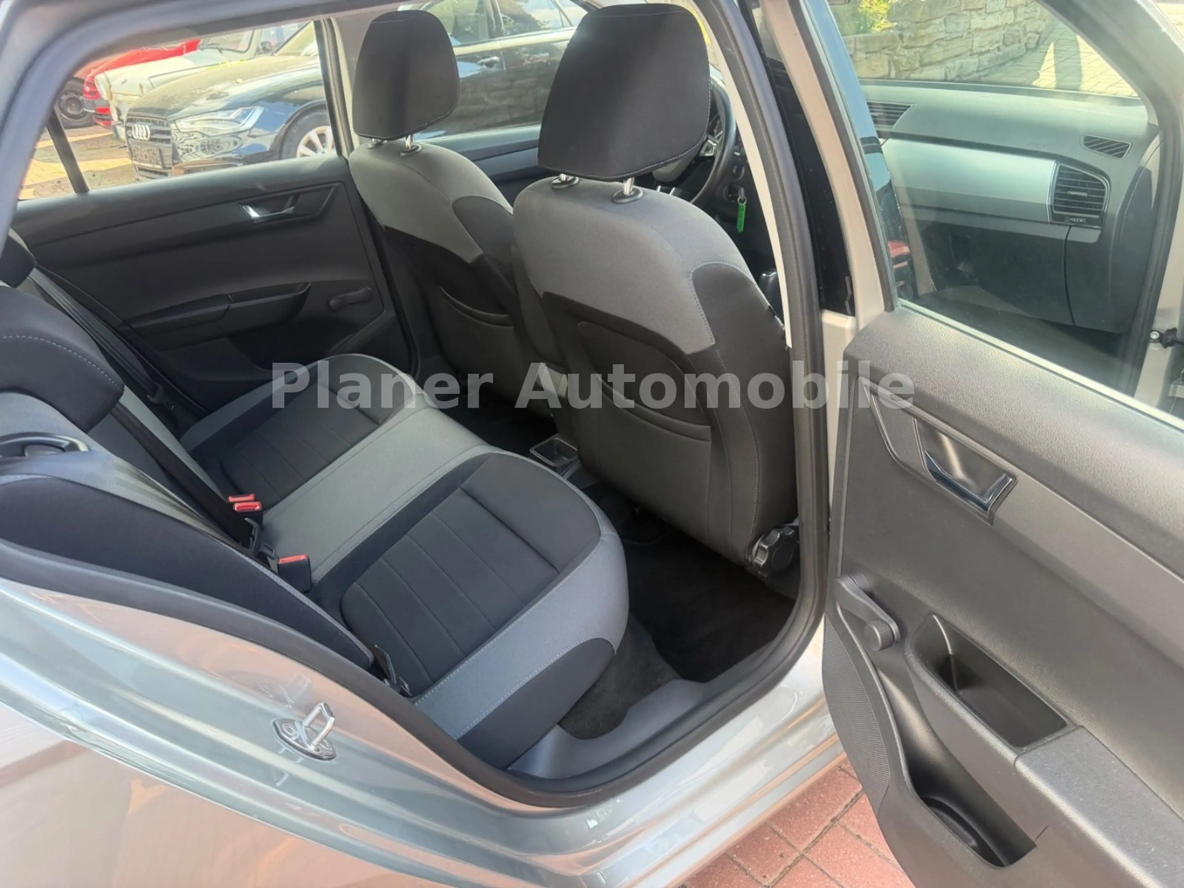 Skoda Fabia Ambition DSG Sitzh. Service HU/AU neu — photo 10