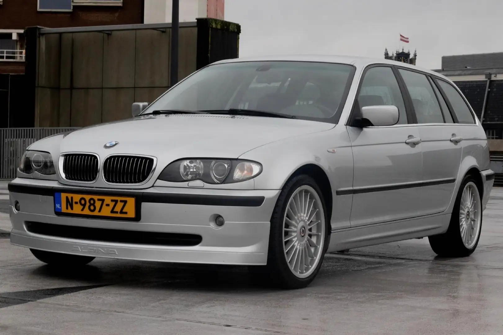 Alpina B3 3.3 touring Switch-Tronic Allrad Silber - 1