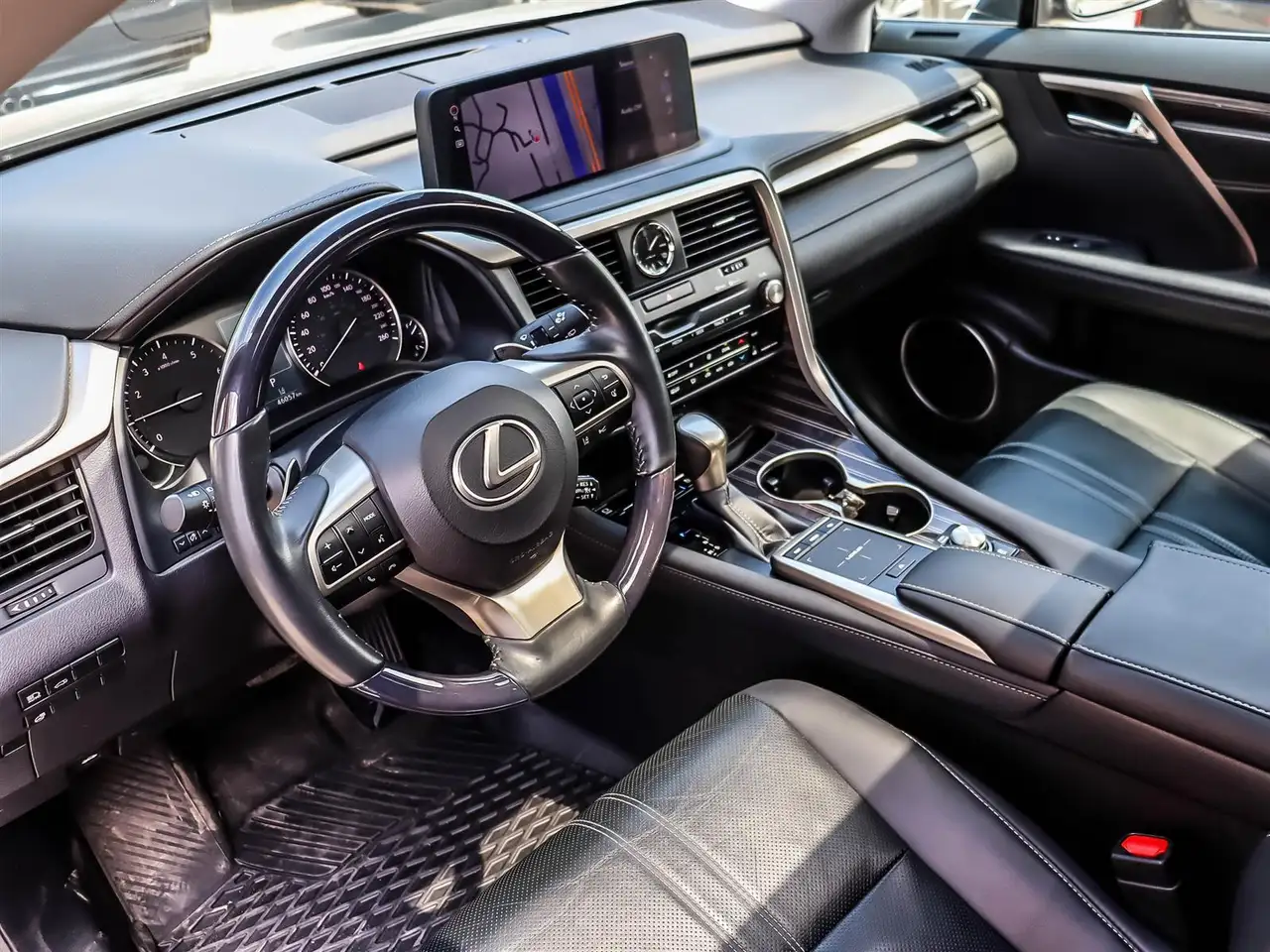 Lexus RX fotografie Lexus RX