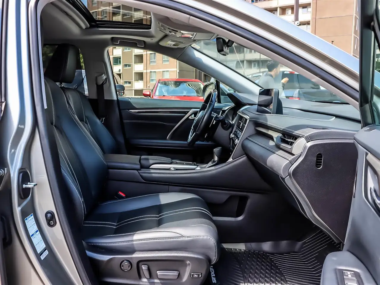 Lexus RX fotografie Lexus RX