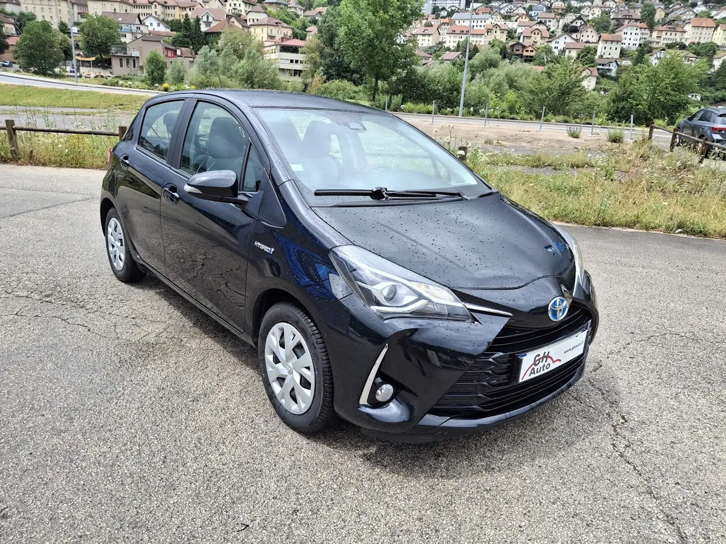 Toyota Yaris 100H FRANCE BUSINESS 5P Noir - 2