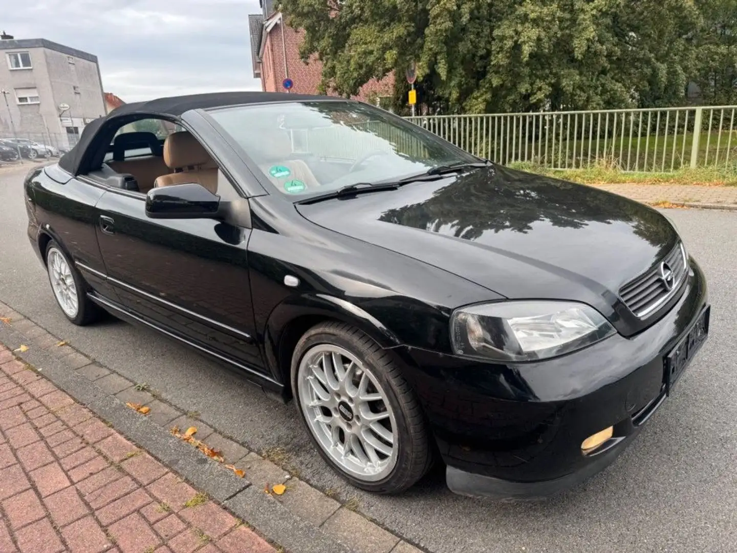 Opel Astra G Cabrio 1.8 Edition 90Jahre Bertone N1499 Schwarz - 1