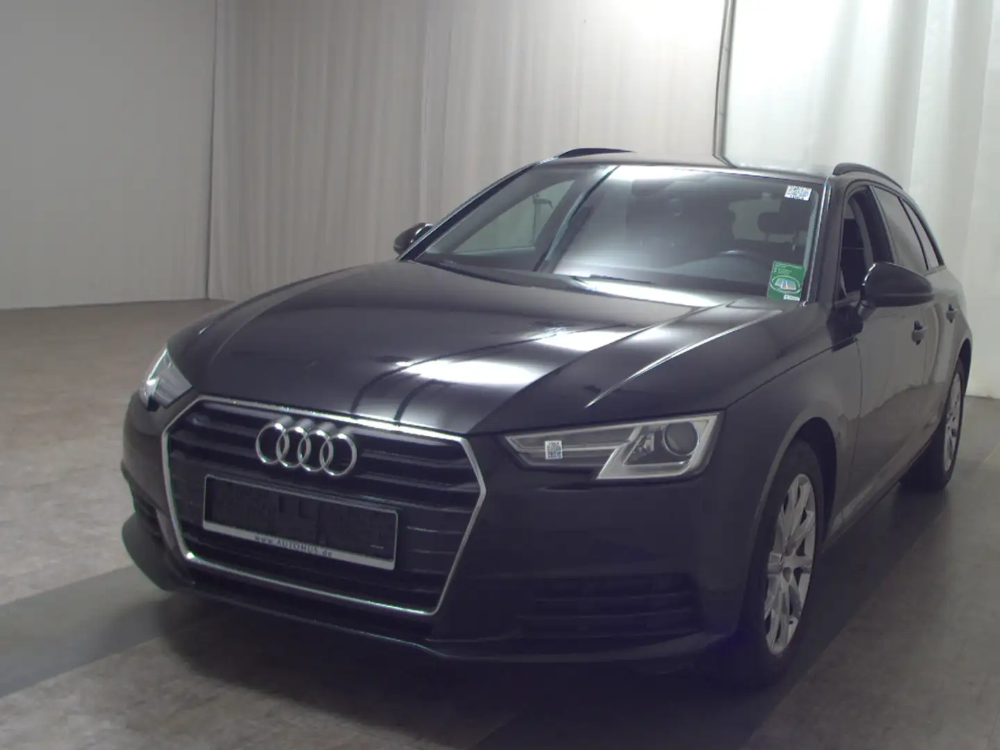 Audi A4 Avant 40 TDI Navi Xenon+ PDC SHZ Schwarz - 2