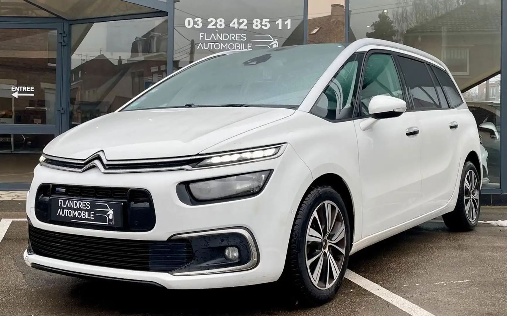 Citroen C4 Picasso Grand SpaceTourer PureTech 130ch S&S Shine Blanc - 1