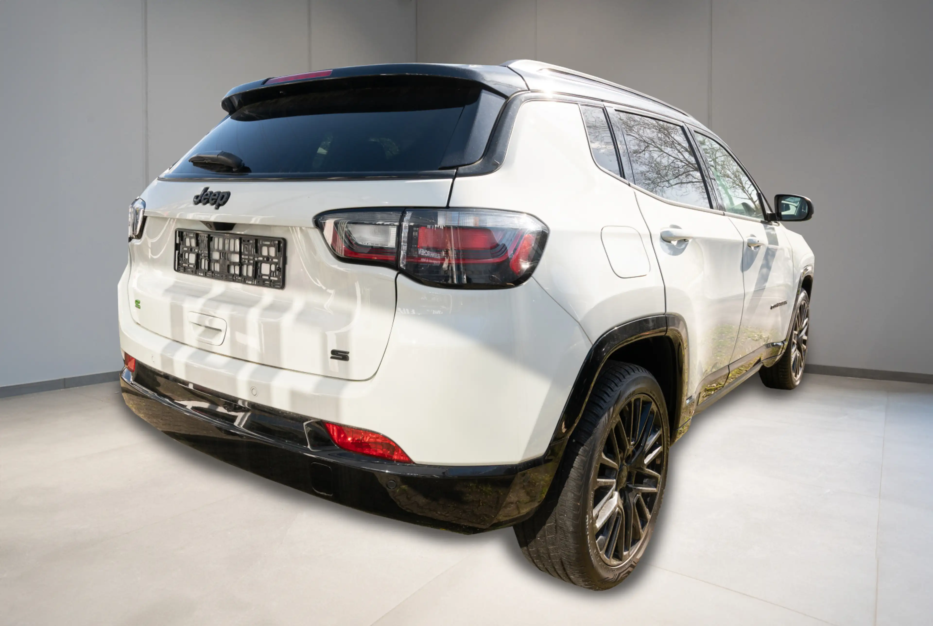 Jeep Compass S 1.5 e-Hybrid 48V *NAVI*DAB*CARPLAY*KEYLESS* — photo 3