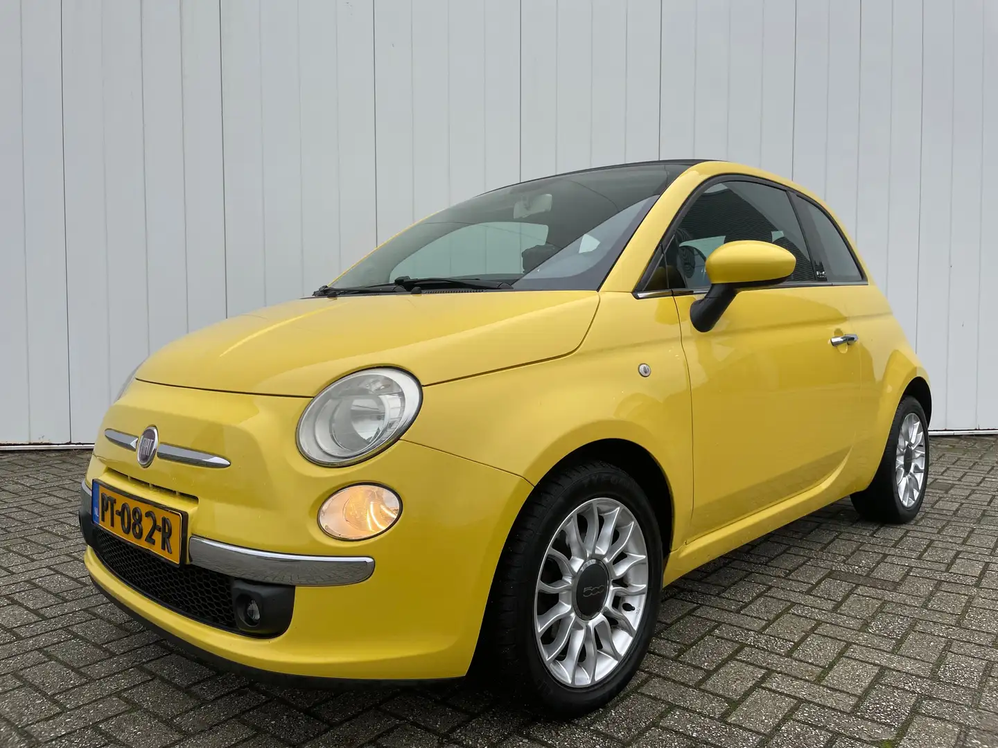 Fiat 500 500 0.9 TwinAir Lounge Geel - 1