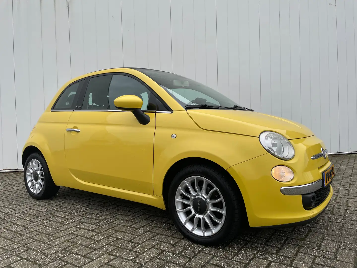 Fiat 500 500 0.9 TwinAir Lounge Geel - 2