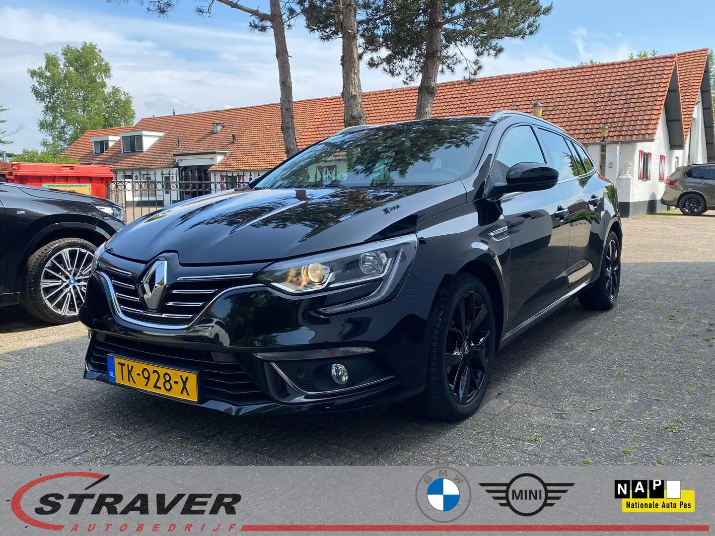 Renault Megane Estate 1.3 TCe Bose Zwart - 1