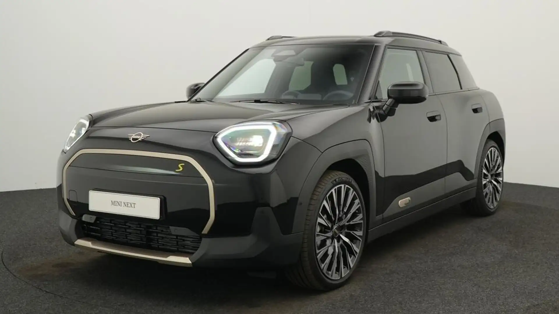 MINI Aceman Favoured Trim Schwarz - 1