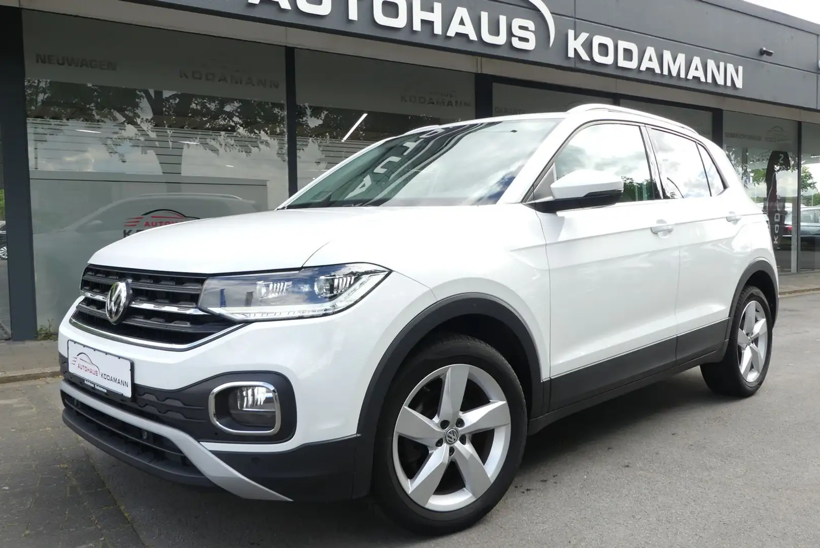 Volkswagen T-Cross 1.6 TDI Style*DAB*SHZ*Navi*LED*Allwetter Weiß - 1