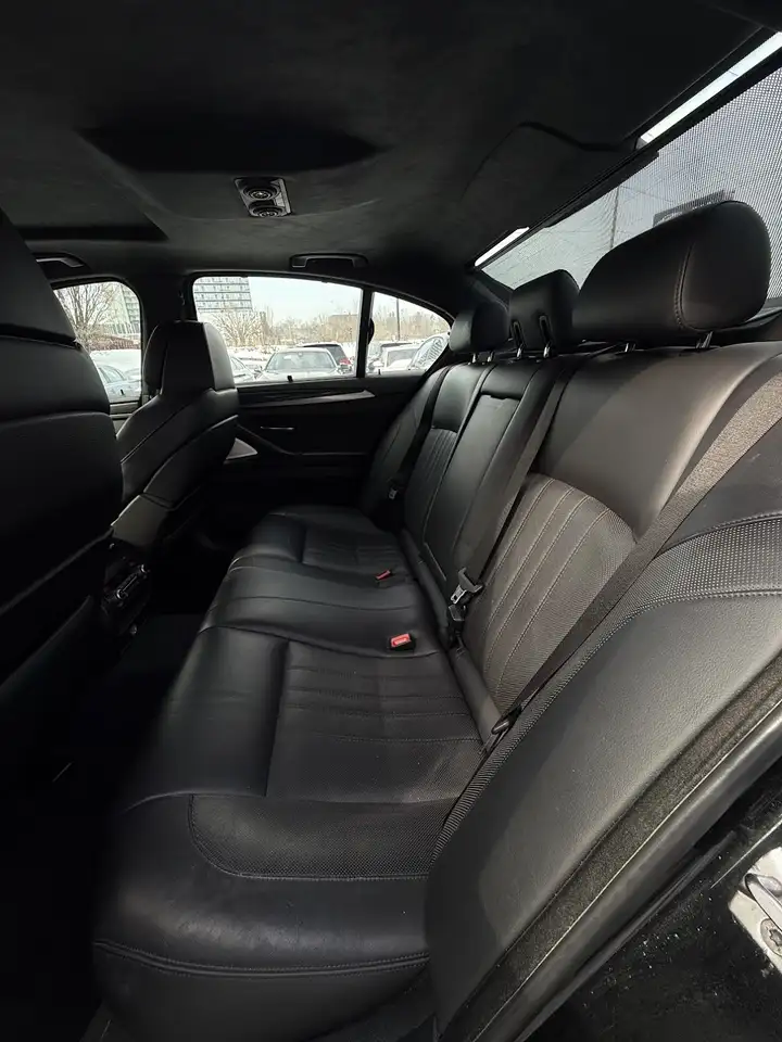 BMW M5 снимка BMW M5