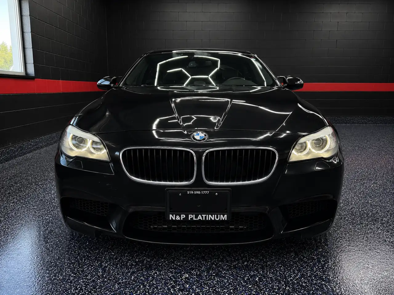 BMW M5 снимка BMW M5