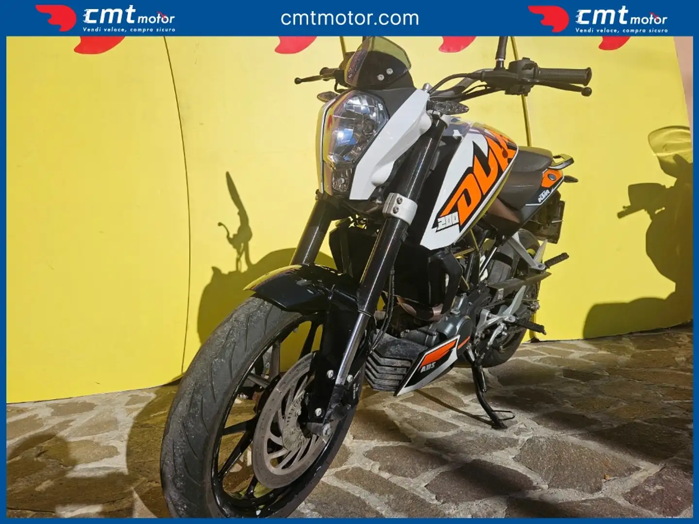 KTM 250 Duke 200 ABS - 2