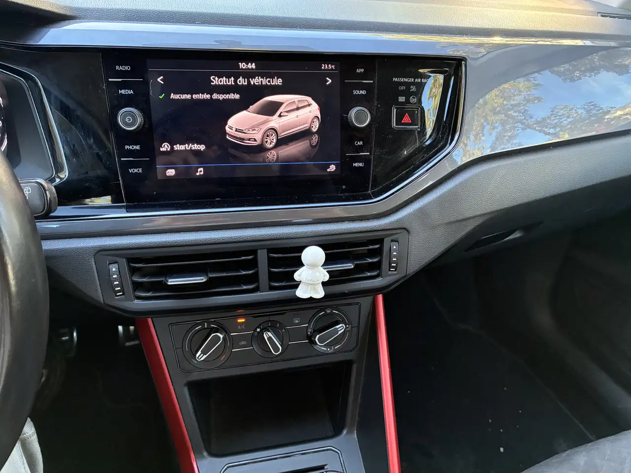 Volkswagen Polo Citadine 5 portes — photo 3