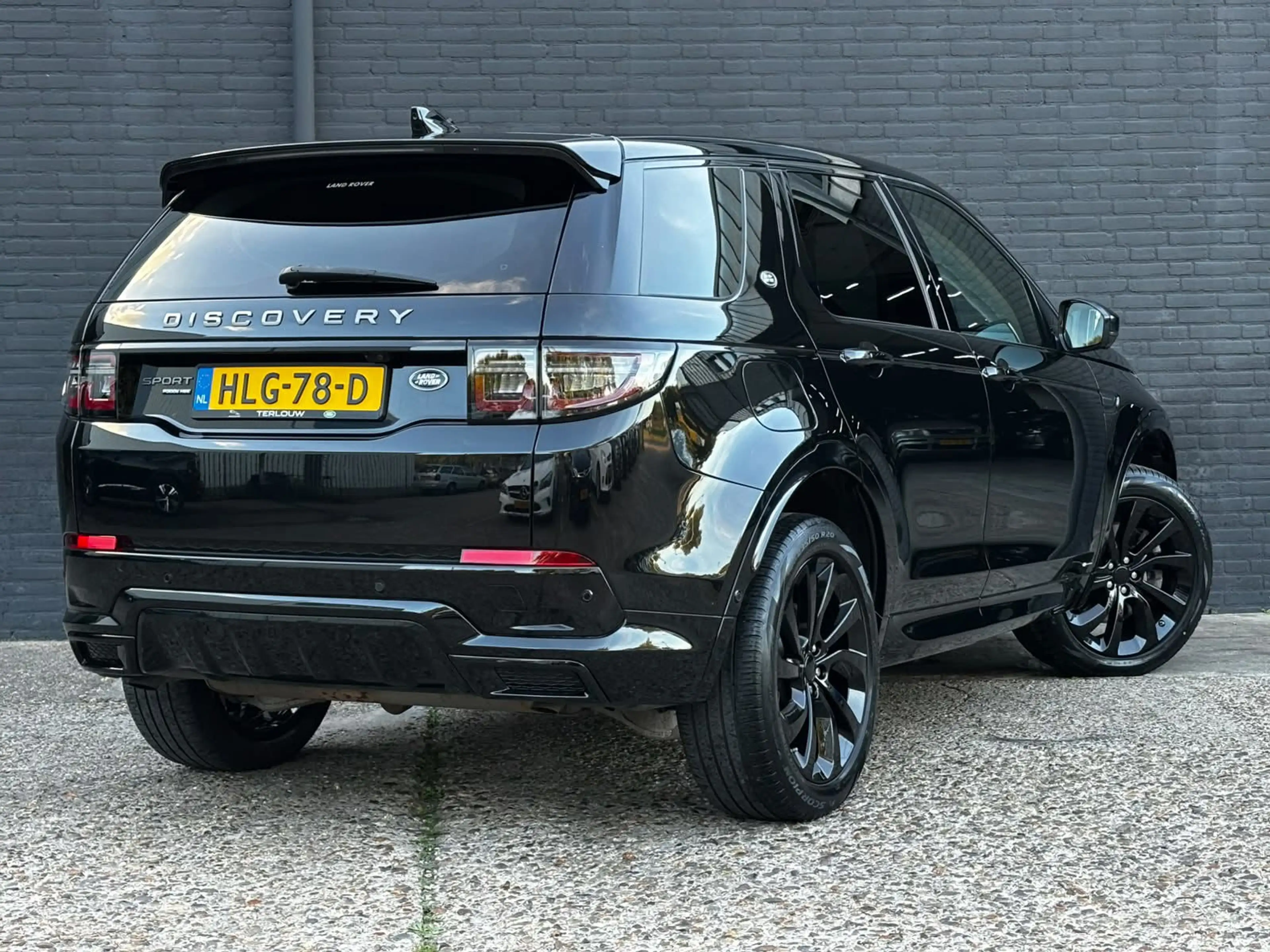 Land Rover Discovery Sport P300e 1.5 R-Dynamic HSE 56715KM|KEYLESS|LEDER|CARP — photo 4