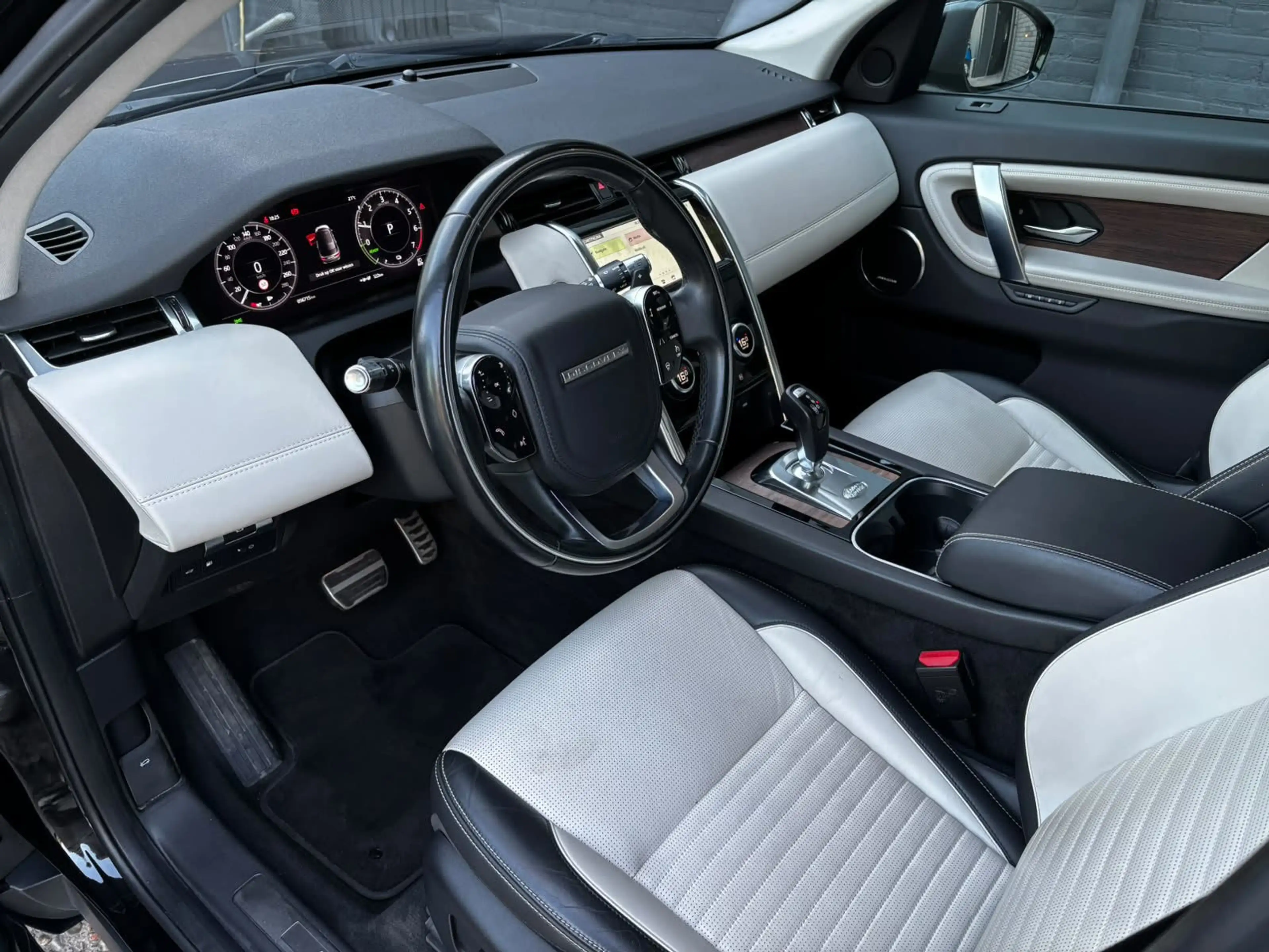 Land Rover Discovery Sport P300e 1.5 R-Dynamic HSE 56715KM|KEYLESS|LEDER|CARP — photo 14