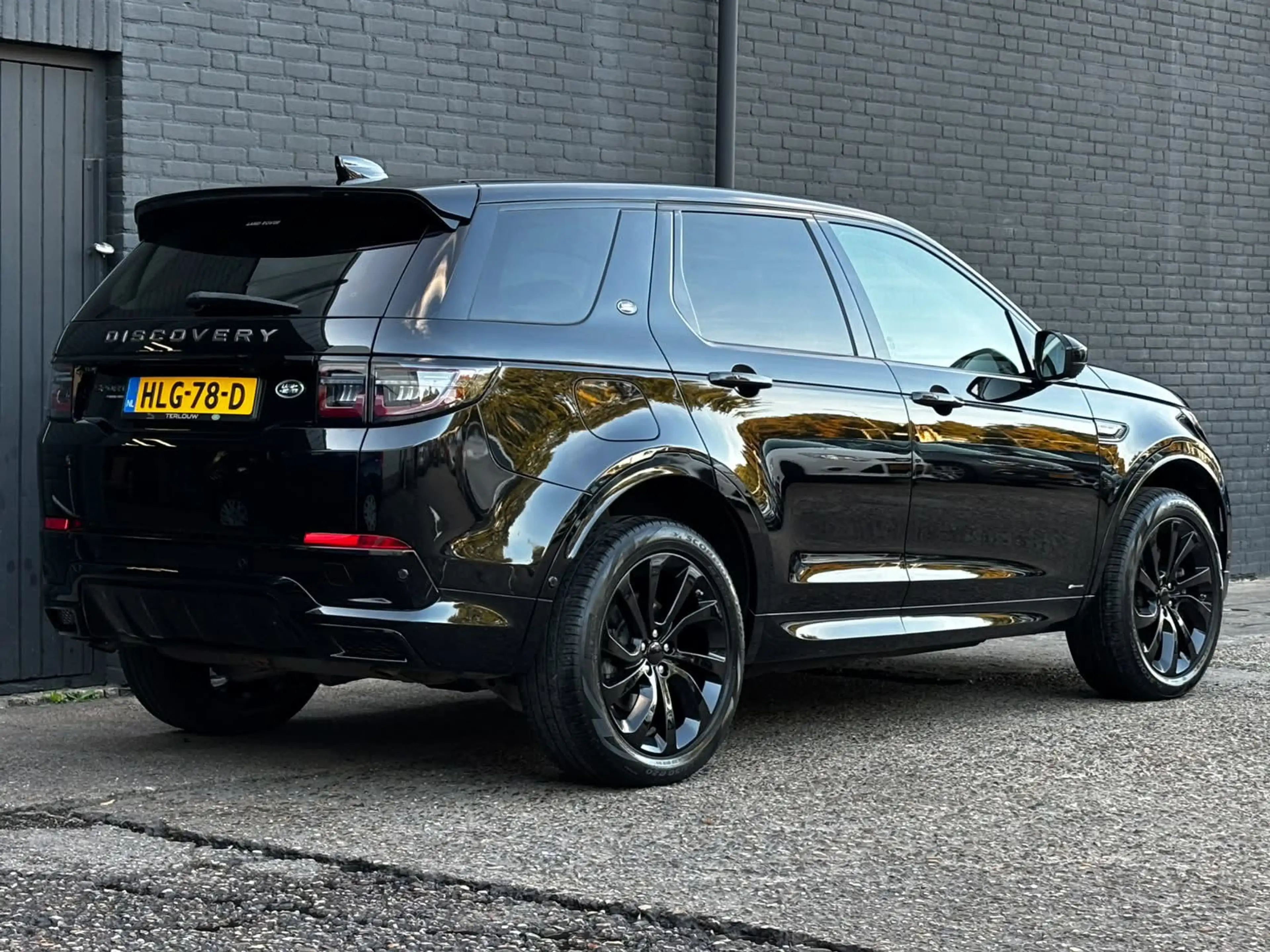 Land Rover Discovery Sport P300e 1.5 R-Dynamic HSE 56715KM|KEYLESS|LEDER|CARP — photo 9