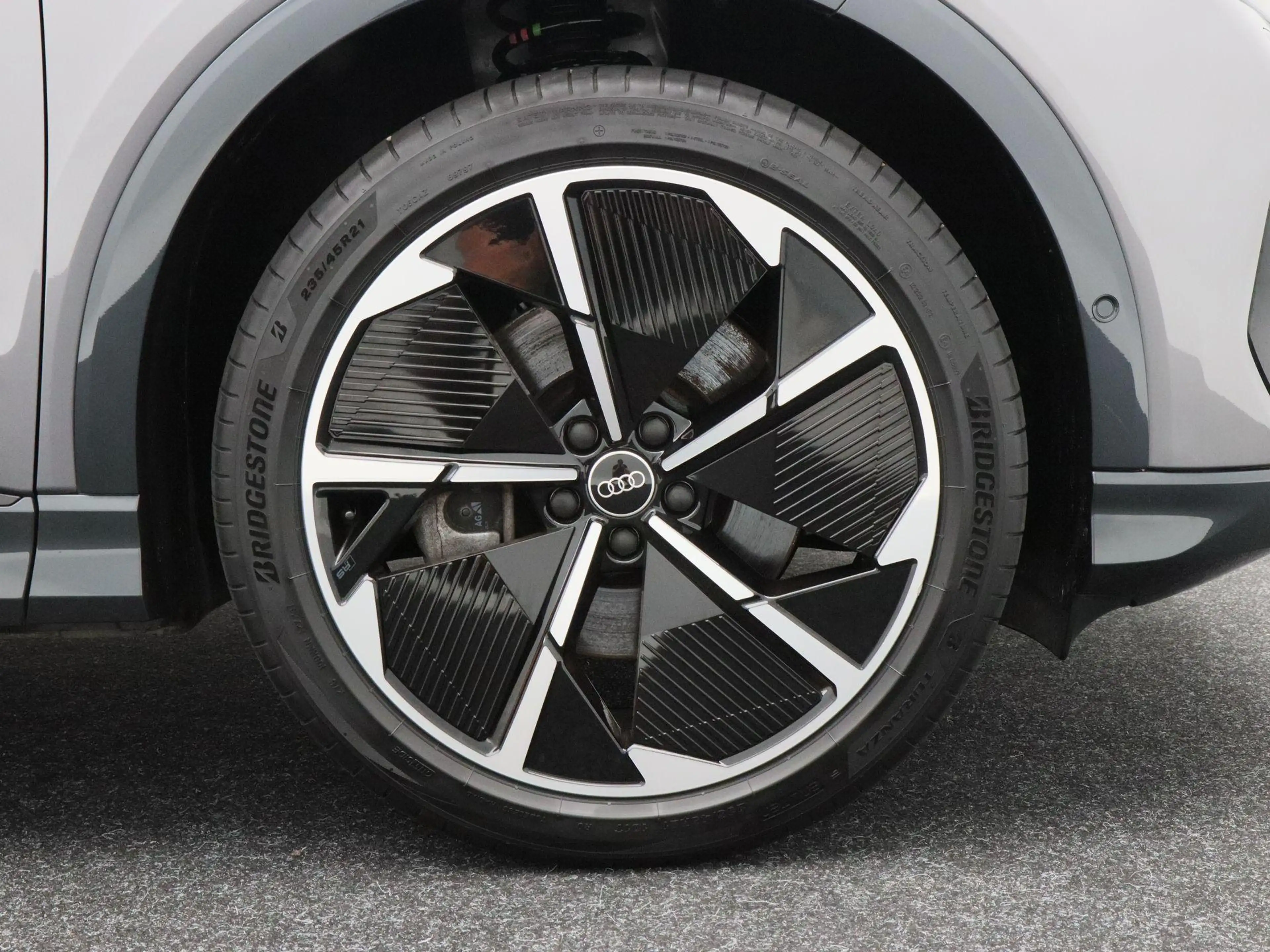 Audi Q4 e-tron Sportback 45 quattro S edition 82 kWh 286 Pk | Led — photo 10