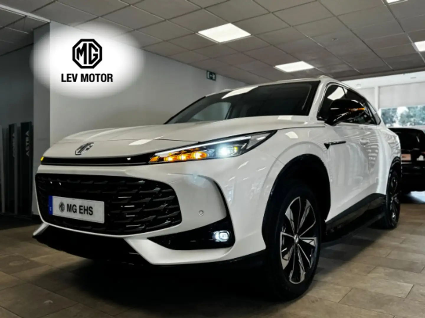 MG EHS E 1.5T-GDI PHEV Luxury Blanco - 1