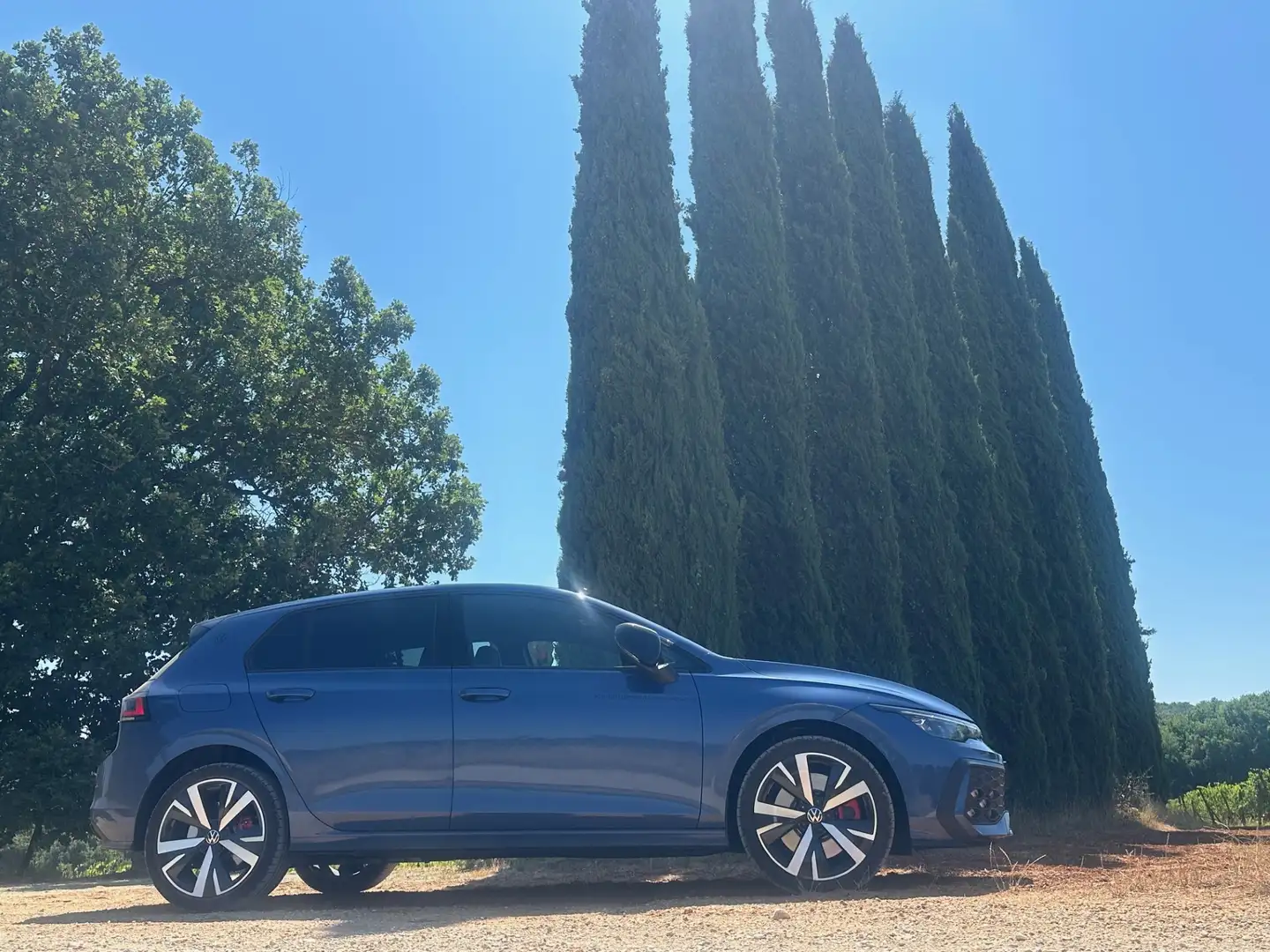 Volkswagen Golf GTE 1.5 eHybrid 272pk DSG Panoramadak / Demonstratieau Blauw - 2