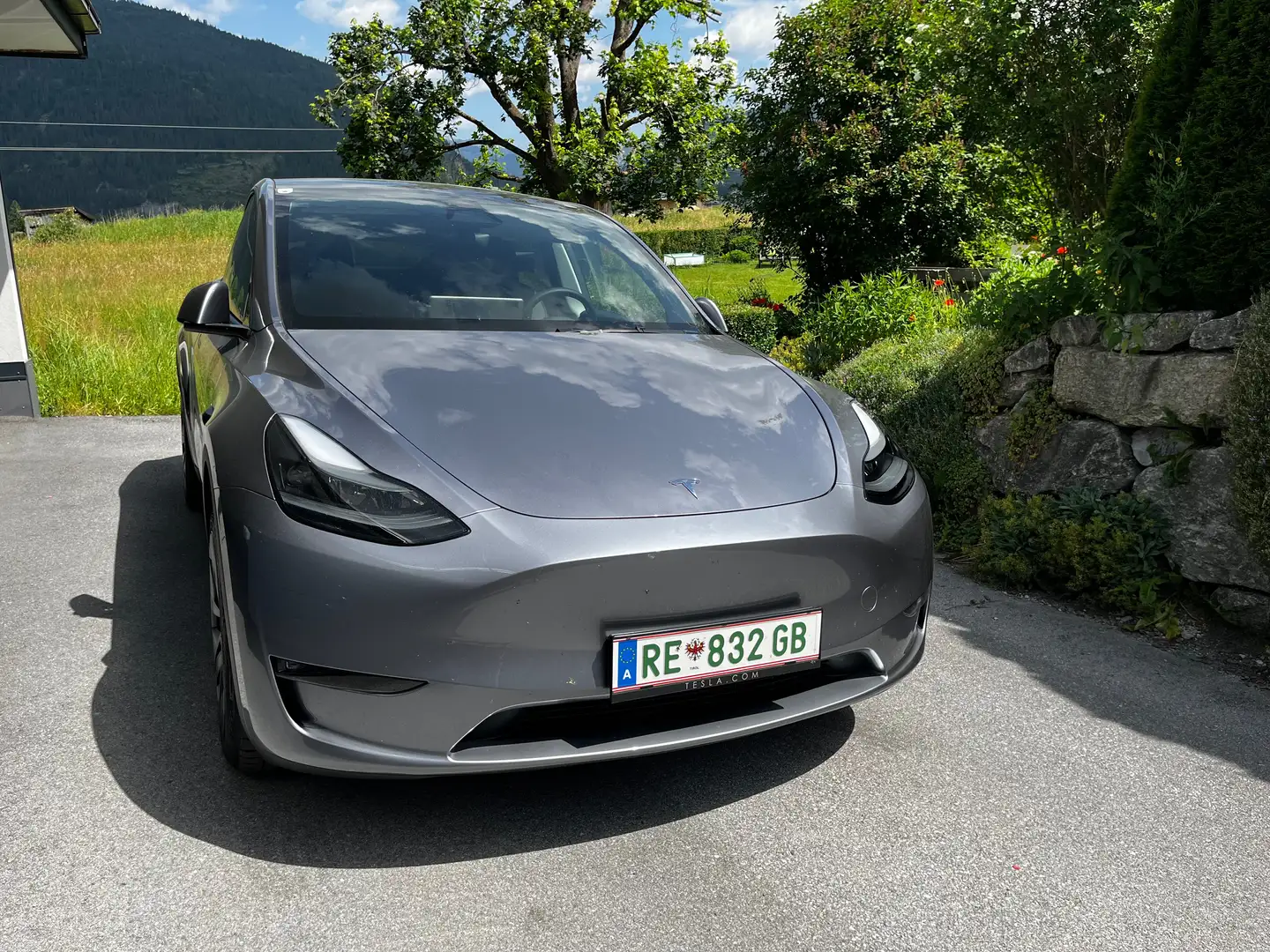 Tesla Model Y Model Y Long Range AWD 79kWh Zilver - 2