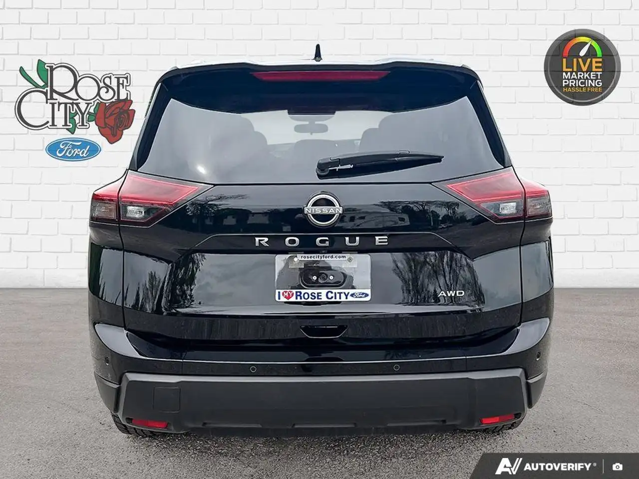 Nissan Rogue снимка Nissan Rogue