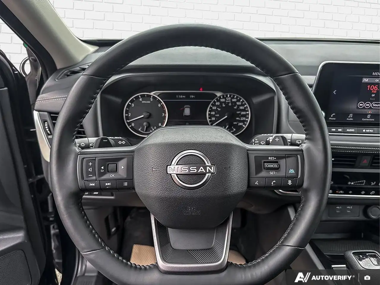 Nissan Rogue снимка Nissan Rogue