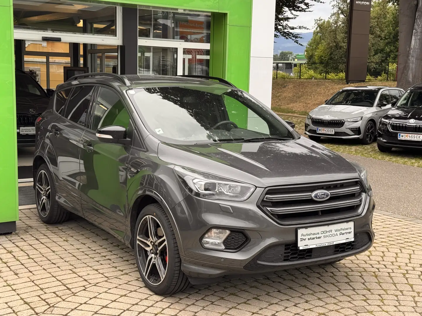 Ford Kuga Kuga Hybrid ST-Line X Grau - 2