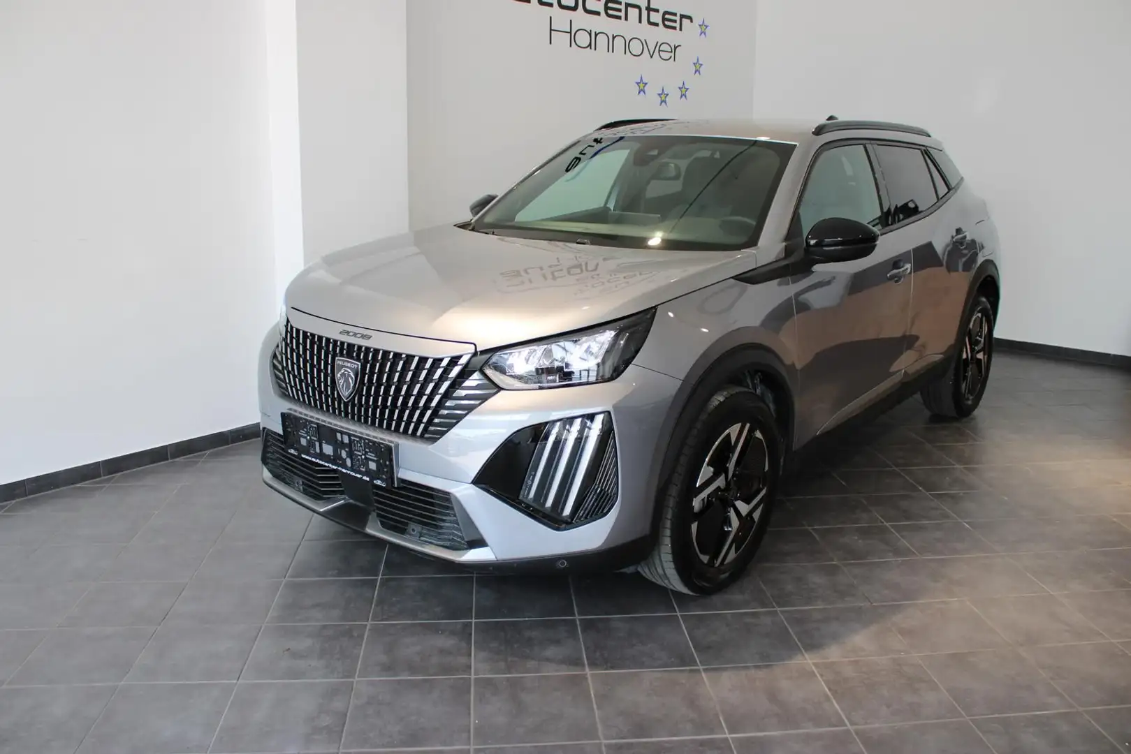 Peugeot 2008 1.2 PT Allure Navi,Kamera,DAB,S&S,D-Cockpit Grau - 2