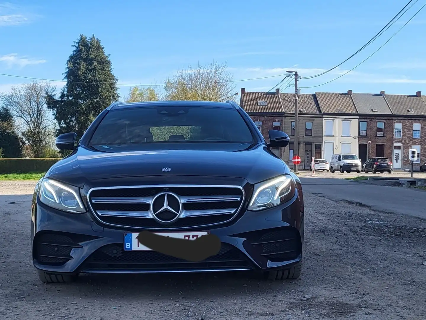 Mercedes-Benz E 200 d Business Solution AMG(EU6d-TEMP) Bleu - 1