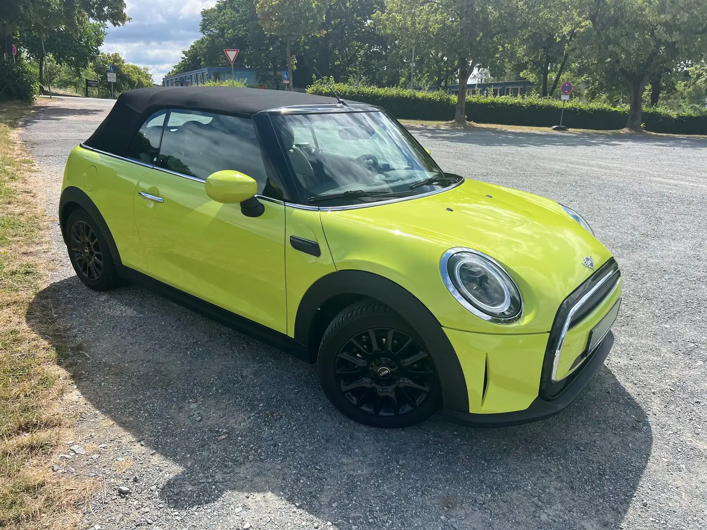 MINI Cooper Cabrio 1a Zustand, 1 Jahr Garantie, sehr gepflegt Gelb - 2