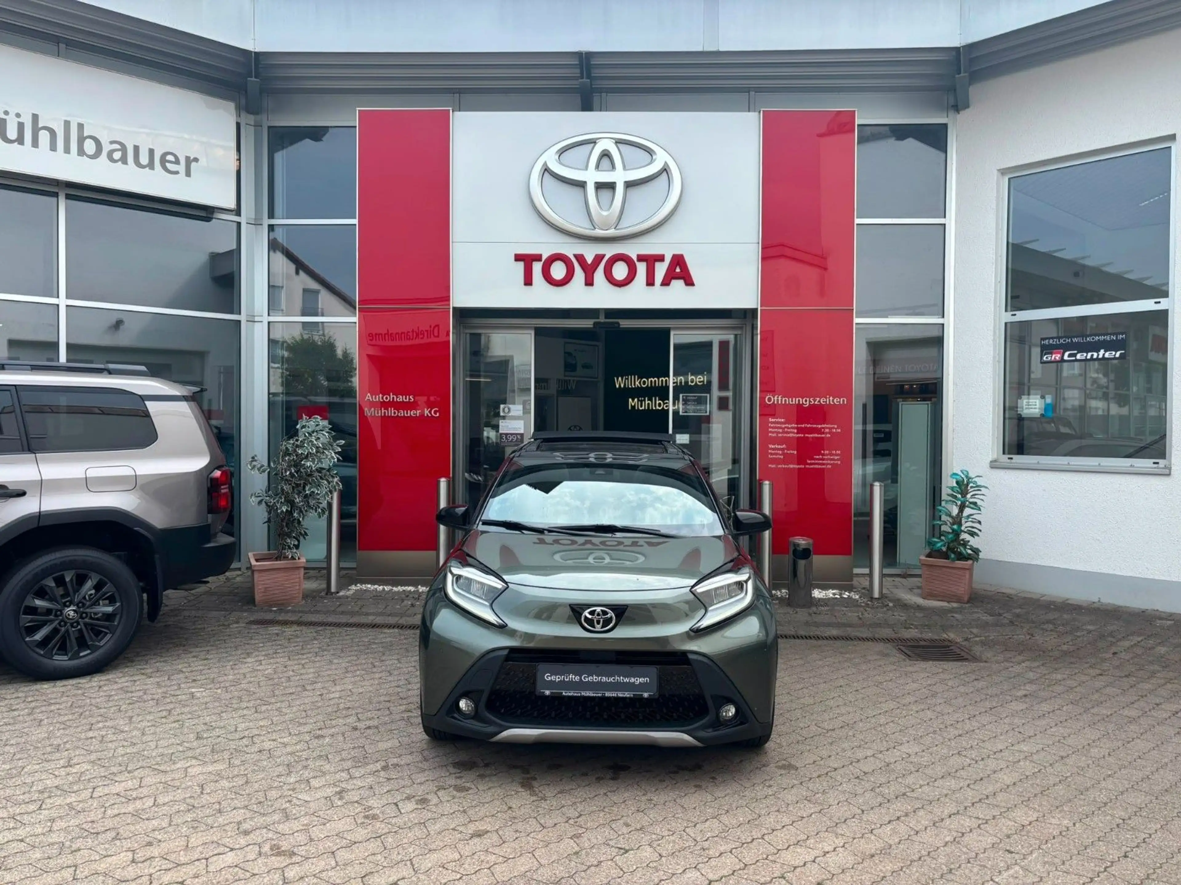 Toyota Aygo X Air Explore I FALTDACH I JBL I NAVI I LED
